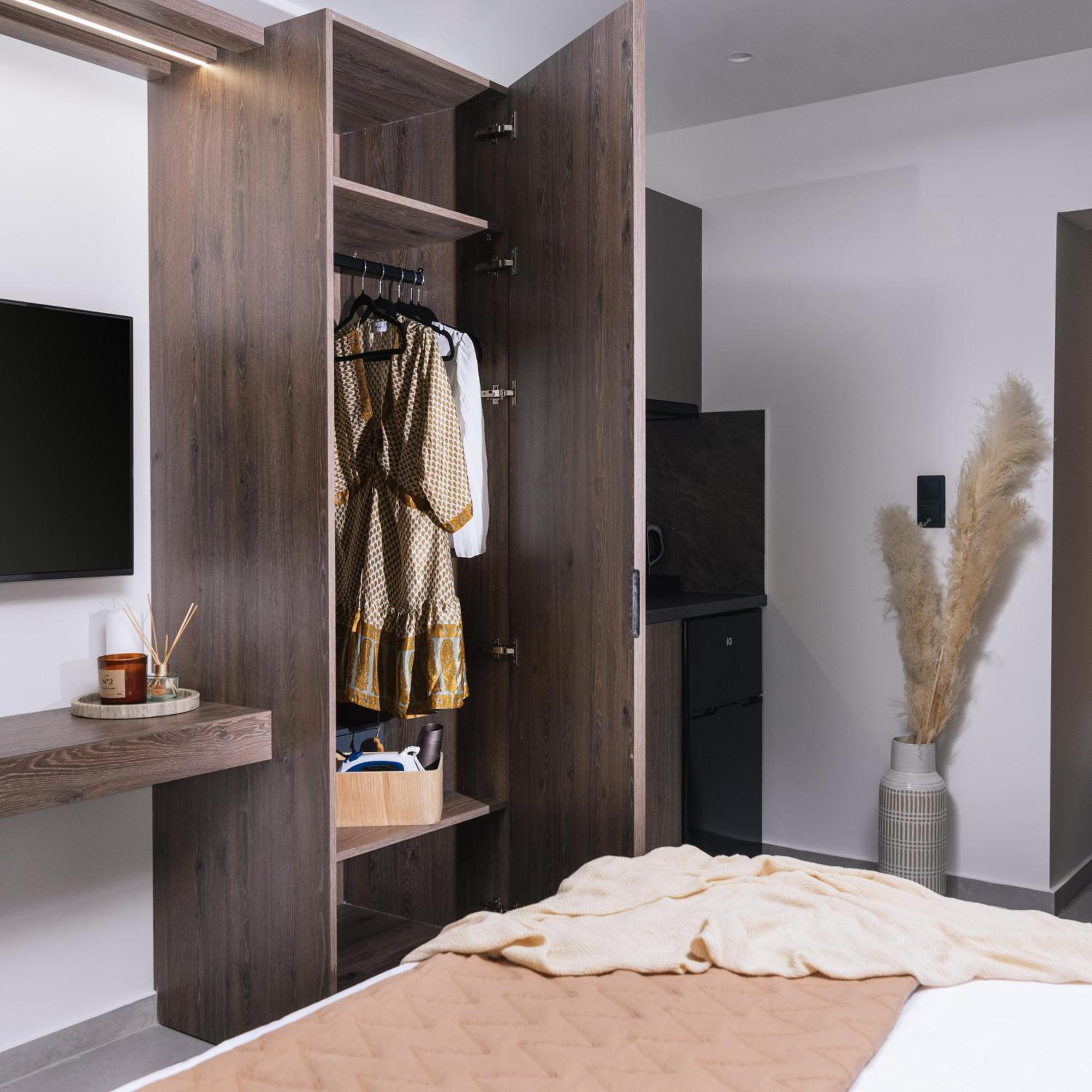 Alcyone Studios And Apartments 이라클리온 외부 사진